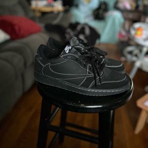 Travis Scott black phantom Jordan 1